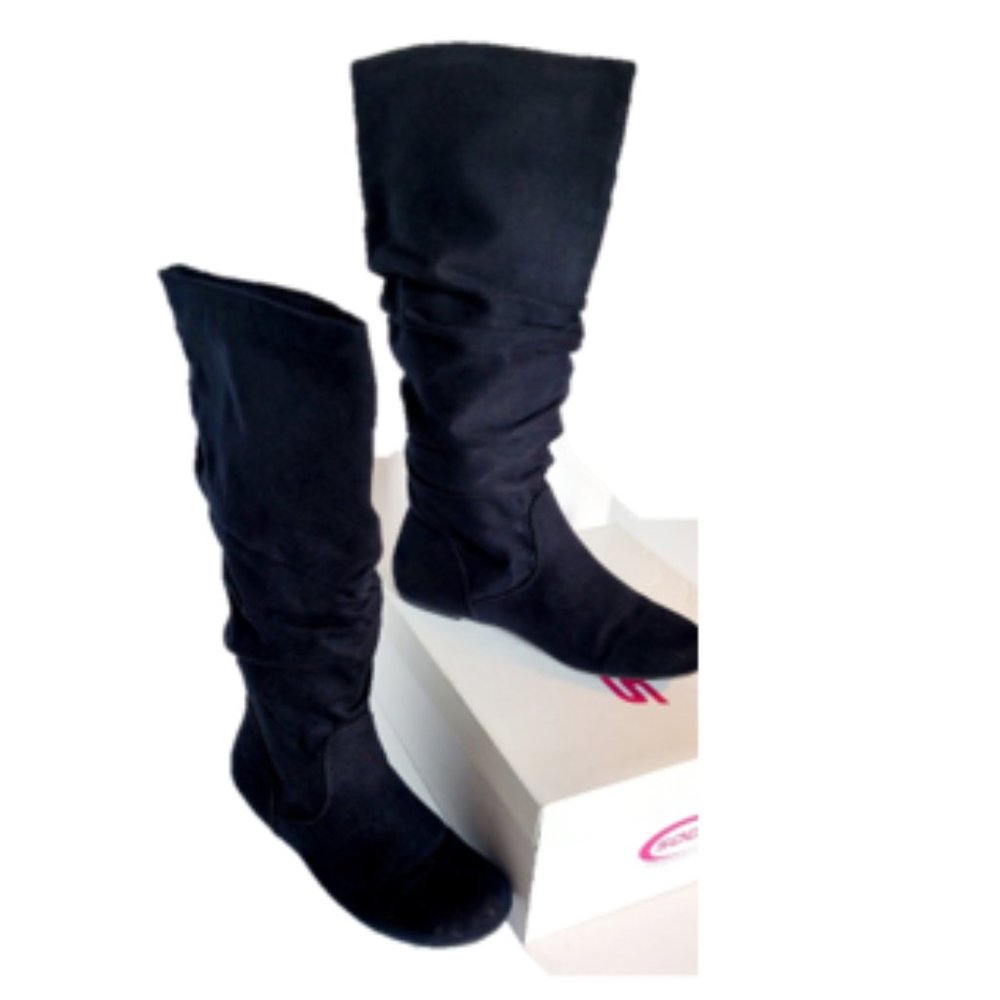 Soda Zuluu-S Black Slouch Flat Boots Size 6.5